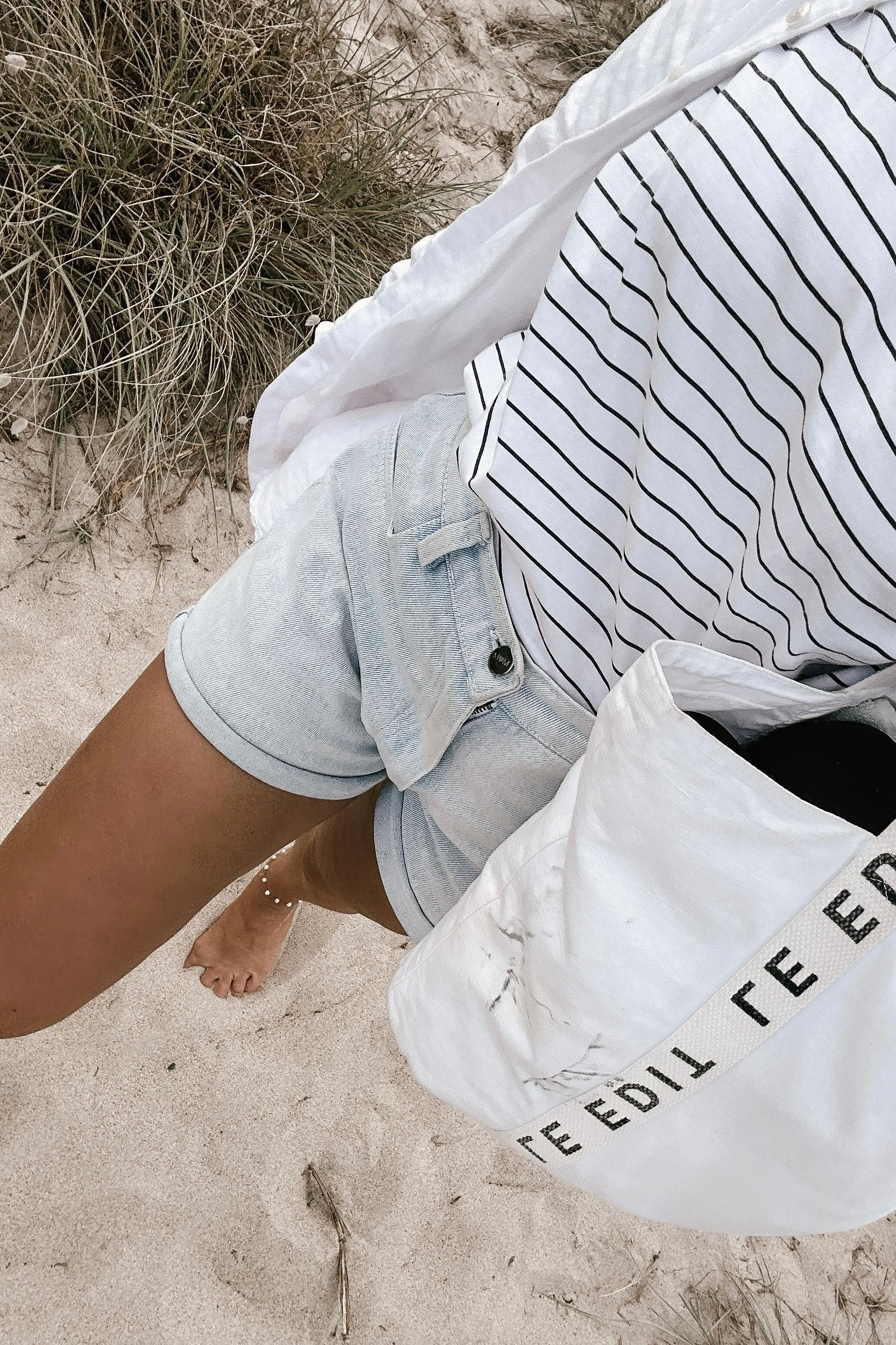 Logo Bag White