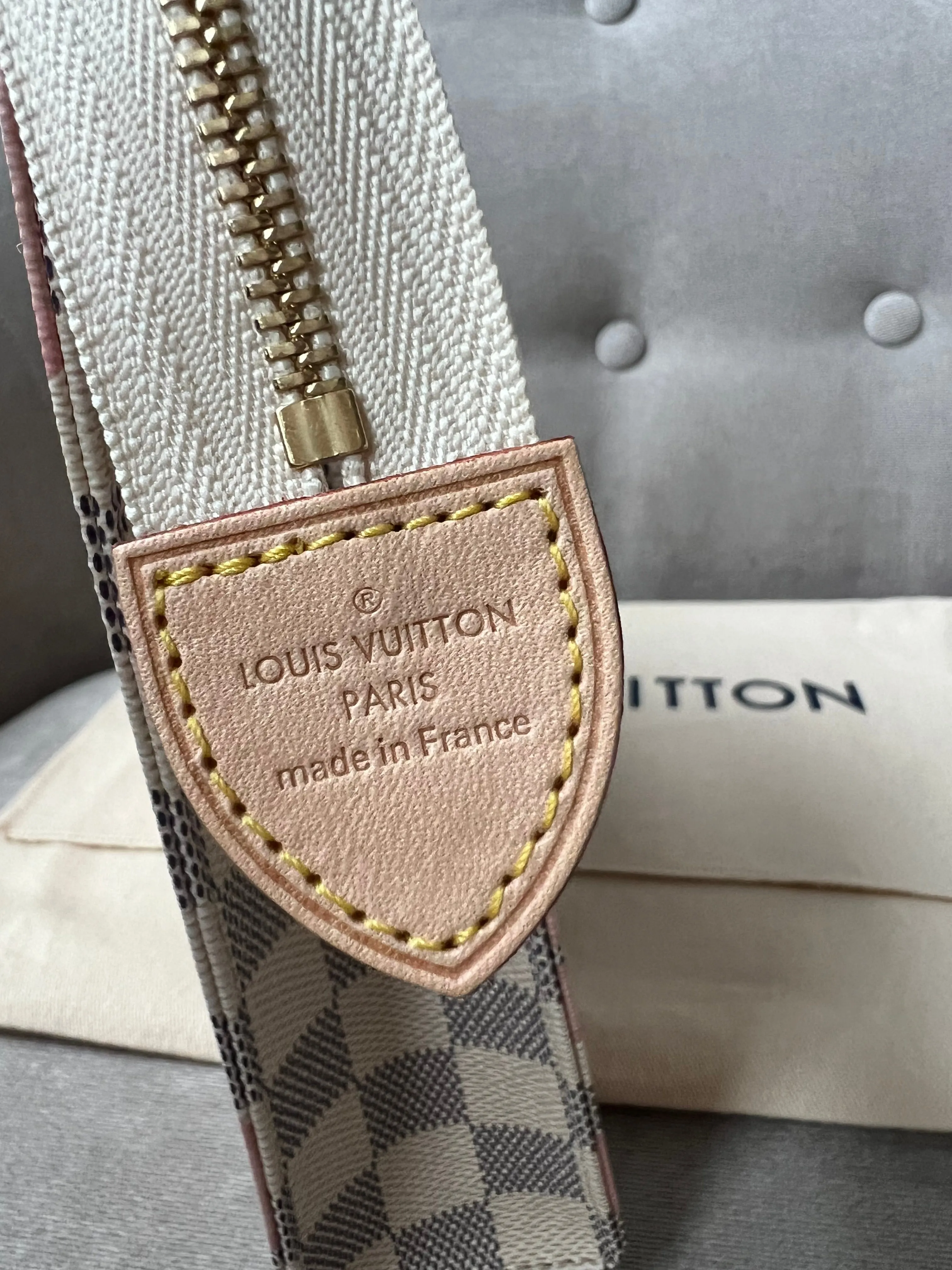 Louis Vuitton Toiletry Pouch 26 Damier Azur Tahitienne