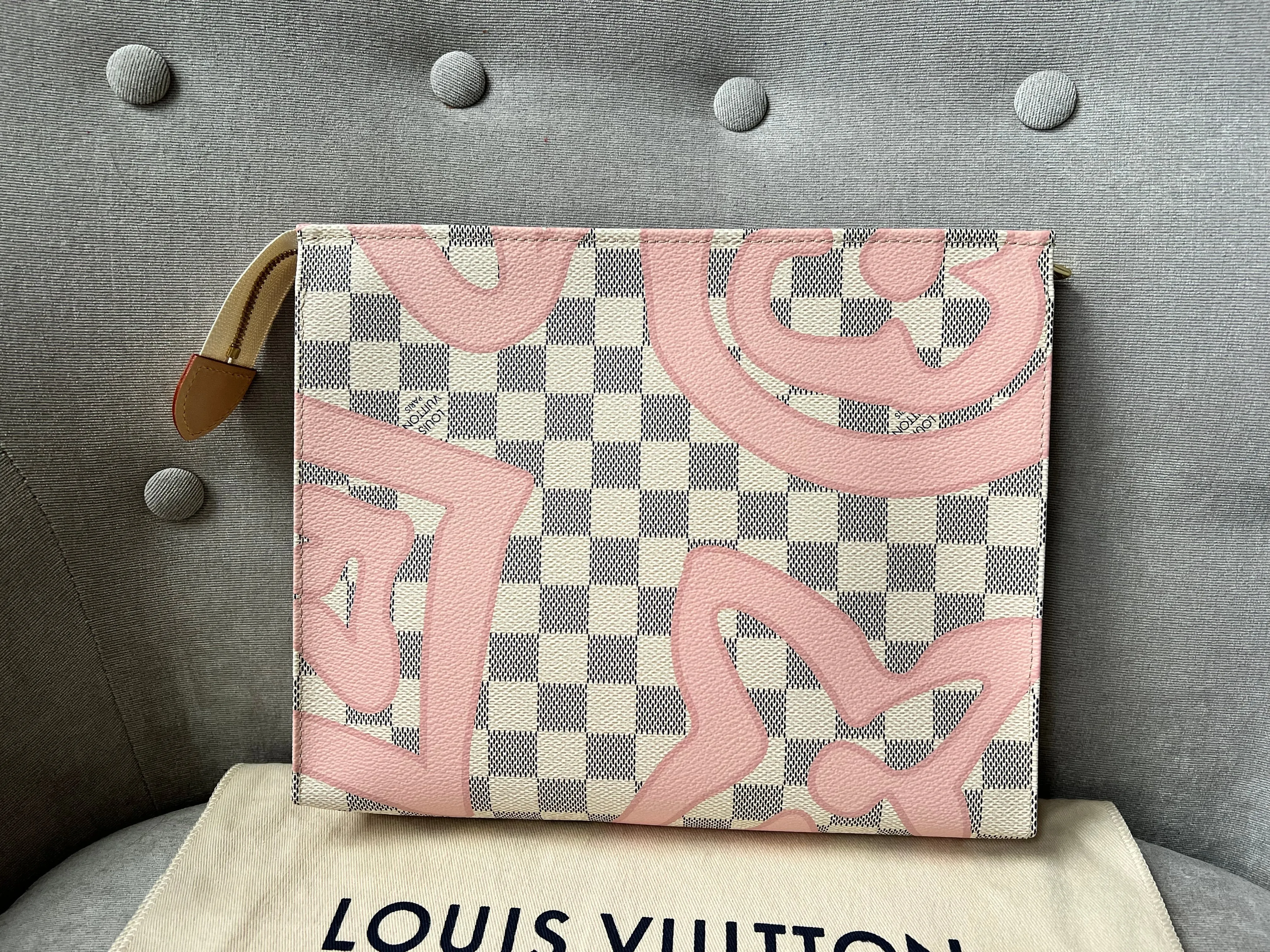Louis Vuitton Toiletry Pouch 26 Damier Azur Tahitienne