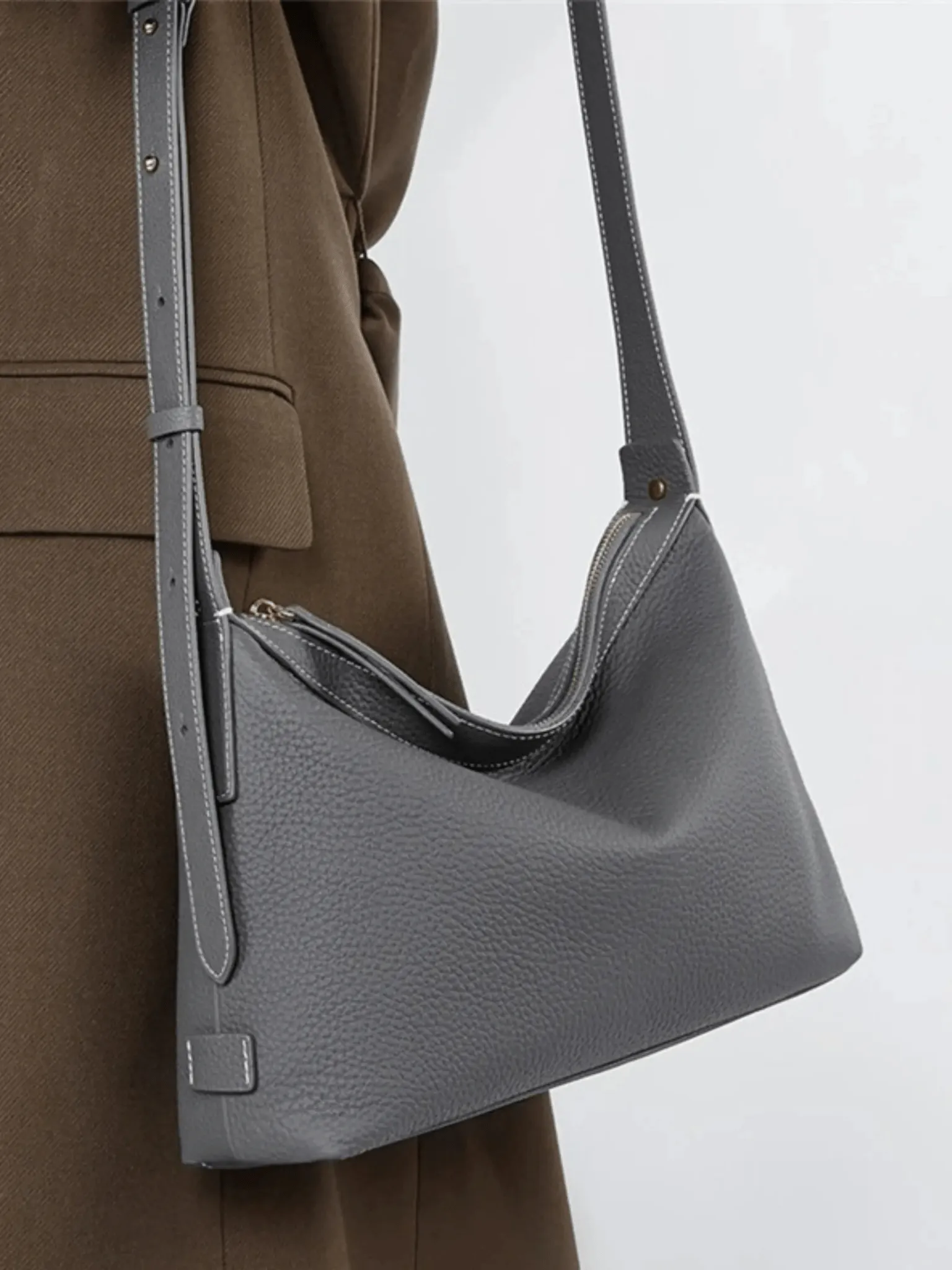 Selene | Minimalist Crossbody Bag