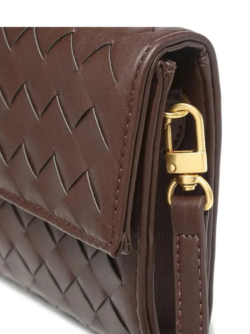 The Amy Luxury Handbag – The Must-Have Accessory for 2025