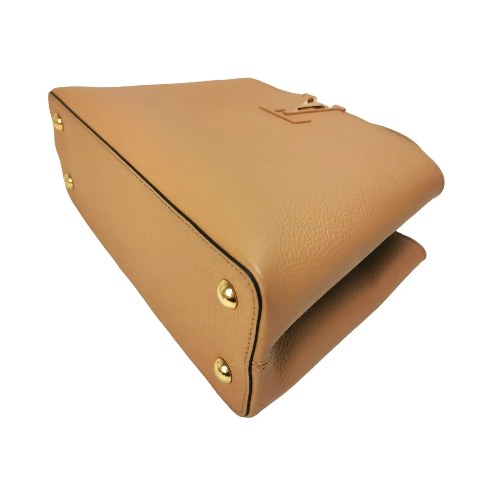 Trendy Inspired Louis Vuitton Capucines Mm Arizona Beige Taurillon