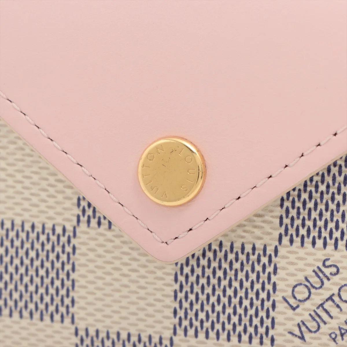 Trendy Inspired Louis Vuitton Damier Azur Arsene Playing Cards Pouch In Rose Ballerine