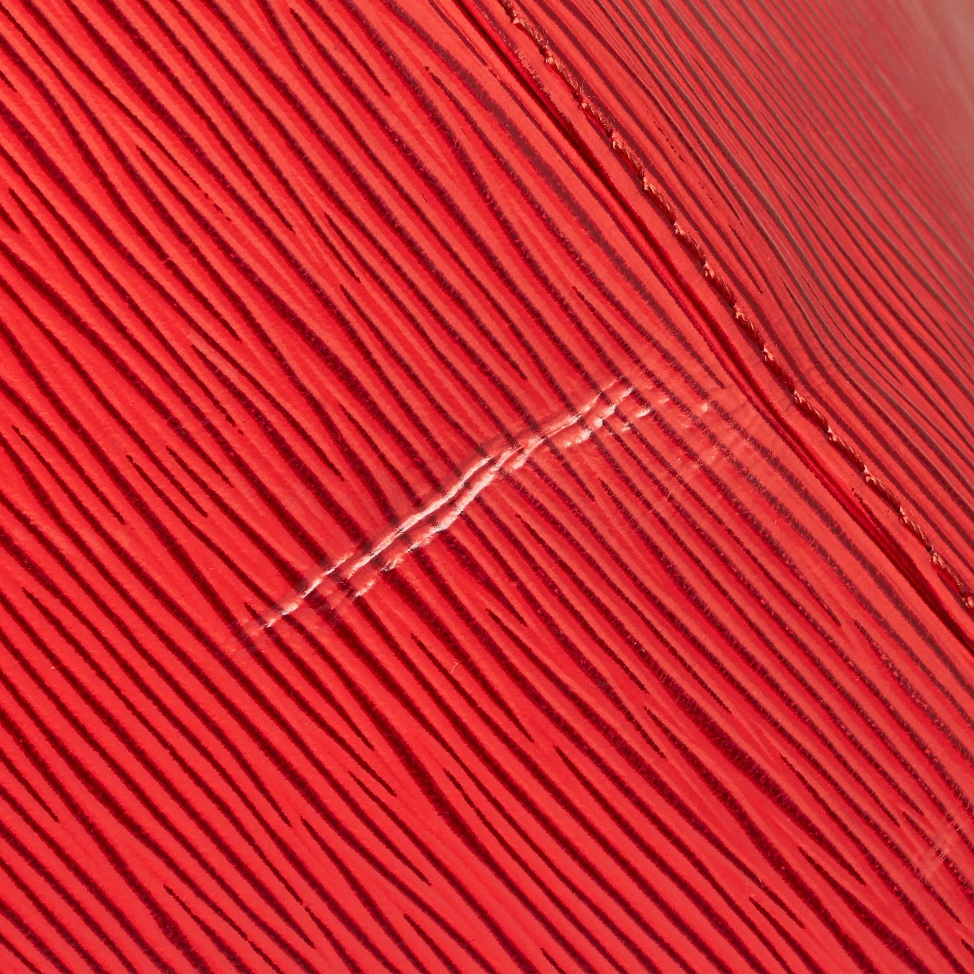 Trendy Inspired Louis Vuitton Petit Noé Red Epi