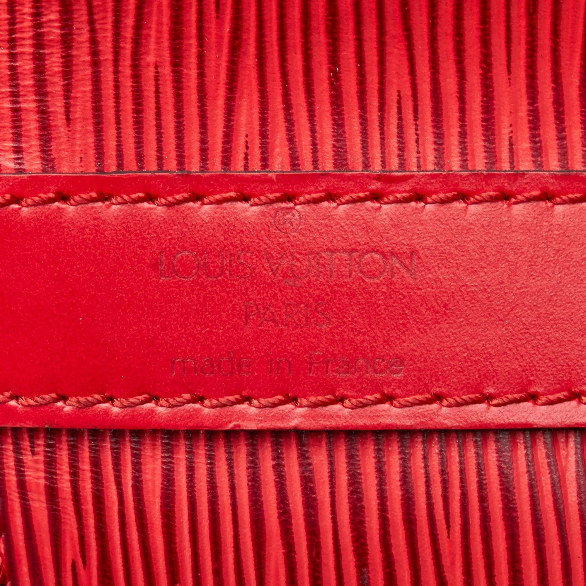 Trendy Inspired Louis Vuitton Petit Noé Red Epi