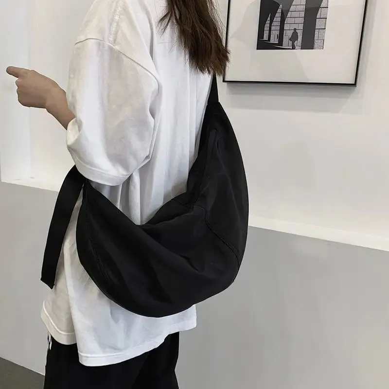 Urban Chic Crossbody Bag - Everyday Style